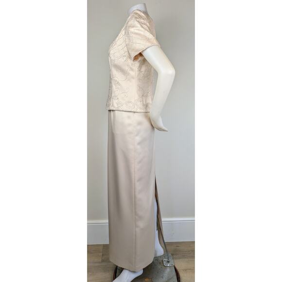Karen Miller Cream Satin Beaded Short Sleeve Formal Event Maxi Dress Size 10 - Picture 7 of 11
